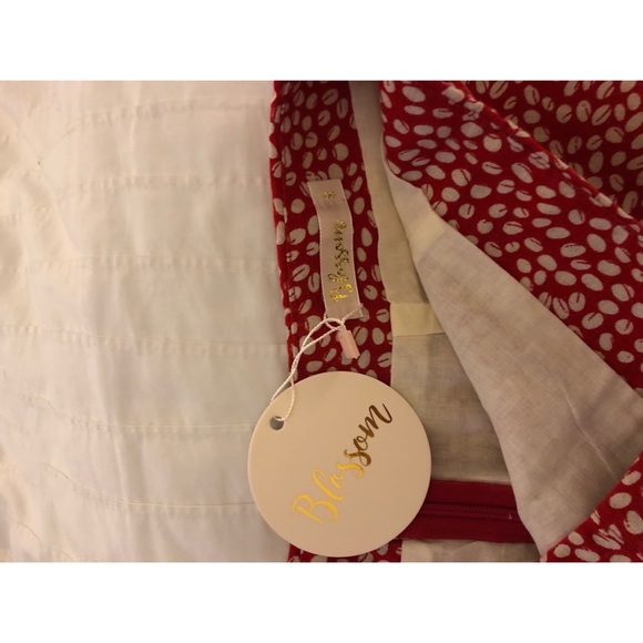 Red Slim Fit Medium Skirt - Picture 3 of 3